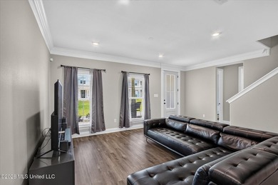 With new construction going up all around Savannah Estates, it - photo 8