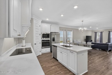 With new construction going up all around Savannah Estates, it - photo 10
