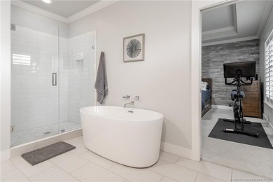 Sophisticated coastal living in the heart of Historic Downtown - photo 8