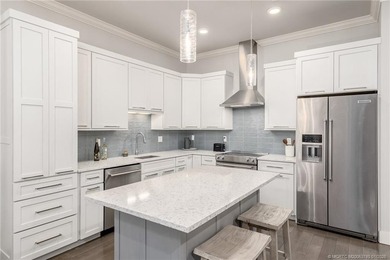 Sophisticated coastal living in the heart of Historic Downtown - photo 10