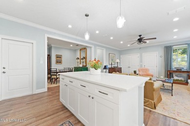 Welcome to this beautifully maintained 3-bedroom, 2-bath home - photo 11