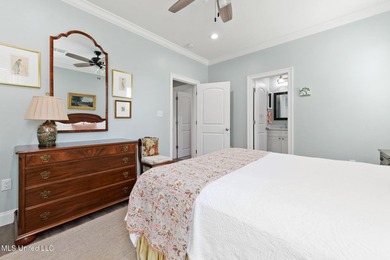 Welcome to this beautifully maintained 3-bedroom, 2-bath home - photo 14