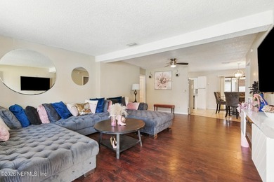 ***MOTIVATED SELLER** Discover effortless living and timeless - photo 4