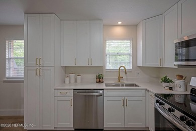 **FULLY RENOVATED**NO HOA**LARGE LOT**NEWER ROOF**POTENTIAL ADU - photo 15