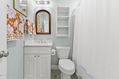 Welcome to this beautifully maintained 3-bedroom, 2-bath home - photo 20