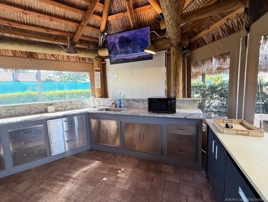 A SPORT LOVER'S DREAM WITH PRIVACY AND COMFORT! Perfectly - photo 9