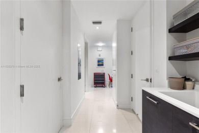 Echo Aventura, designed by architect Carlo Ott, features