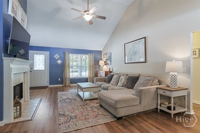 This Home Features A Split Floor Plan And Is In Excellently - photo 5