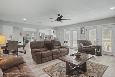 Ocean Springs Gem on a Beautiful Half-Acre Lot! Nestled on a - photo 7