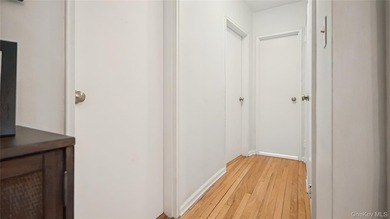 Welcome to 320 Palmer Terrace, Unit 2B - a bright and - photo 20
