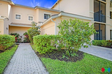 (private lake, pond, coastal) Condo For Sale in Palm Beach Gardens Florida