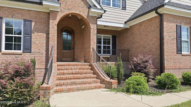 Back on the market, NO fault of the seller!!! Lives like a 5+ - photo 6