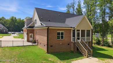 Back on the market, NO fault of the seller!!! Lives like a 5+ - photo 8