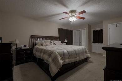 Welcome to lake living at its finest in the desirable Timberlane - photo 38
