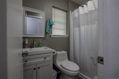 Welcome to lake living at its finest in the desirable Timberlane - photo 45