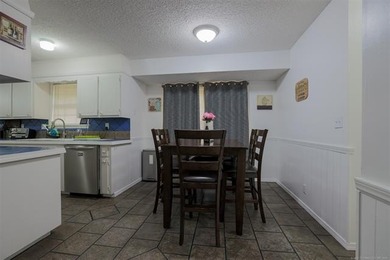 Welcome to lake living at its finest in the desirable Timberlane - photo 46