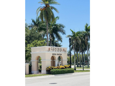 Impeccably maintained and presented in like-new condition, this - photo 3