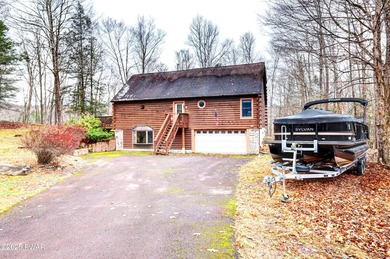 Lake Home For Sale in Lake Ariel, Pennsylvania