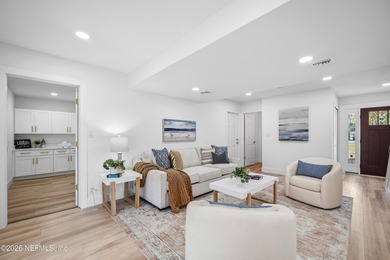 **WATERFRONT**MINS FROM BEACH**FULL RENOVATION** Welcome to this - photo 21