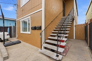 This turn-key Oakland duplex is a premier opportunity for - photo 2