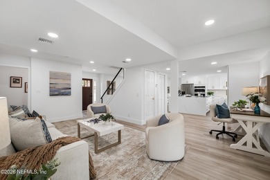 **WATERFRONT**MINS FROM BEACH**FULL RENOVATION** Welcome to this - photo 22