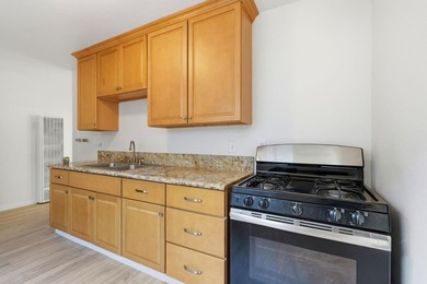 This turn-key Oakland duplex is a premier opportunity for - photo 6
