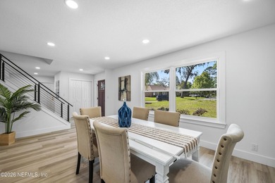 **WATERFRONT**MINS FROM BEACH**FULL RENOVATION** Welcome to this - photo 34