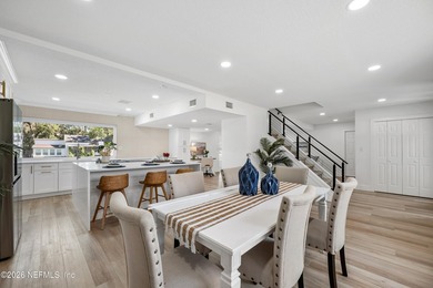 **WATERFRONT**MINS FROM BEACH**FULL RENOVATION** Welcome to this - photo 35