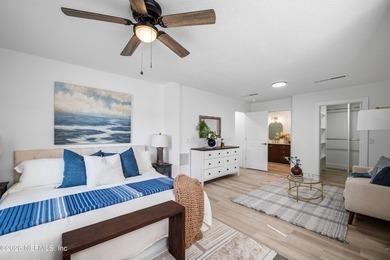 **WATERFRONT**MINS FROM BEACH**FULL RENOVATION** Welcome to this - photo 40