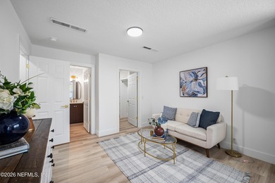 **WATERFRONT**MINS FROM BEACH**FULL RENOVATION** Welcome to this - photo 41