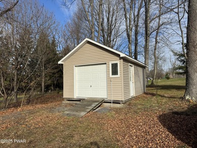 WAYMART - RANCH - FULL BASEMENT - Welcome to this inviting