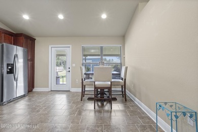 Welcome to 15187 Haven Cove in the highly sought-after Gulf - photo 10