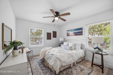 **WATERFRONT**MINS FROM BEACH**FULL RENOVATION** Welcome to this - photo 50