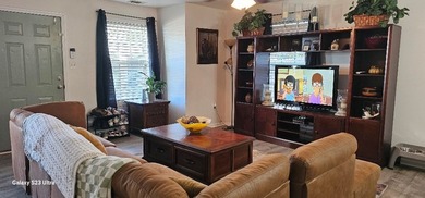 Cute Cottage in Lake Park!! Step-in-Side to pure Cuteness with - photo 7