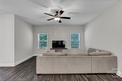 Beautifully maintained 3-bedroom, 2-bath home offering over 1 - photo 8