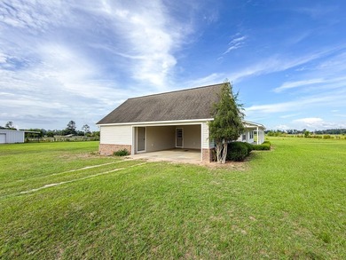 Warm and inviting house nestled on 25.8 acres, this property - photo 4