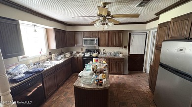 Located along the northern corridor of Courthouse Road in Bayou - photo 8