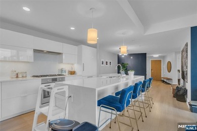 Enjoy waterfront living at its finest in Residence #712 at NINE - photo 11