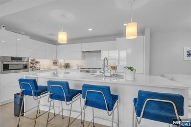 Enjoy waterfront living at its finest in Residence #712 at NINE - photo 14