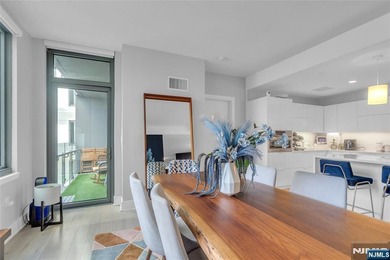 Enjoy waterfront living at its finest in Residence #712 at NINE - photo 17