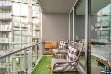 Enjoy waterfront living at its finest in Residence #712 at NINE - photo 22