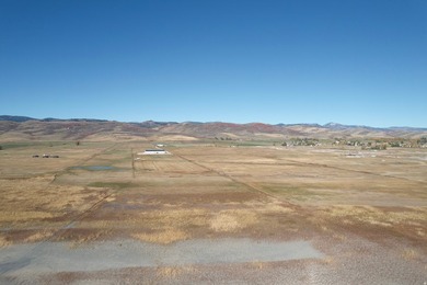 This is a one of a kind property! Lake access, and an 18,000 - photo 26
