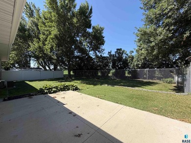 Experience lakeside living on the inlet waters of Lake Shetek! - photo 30