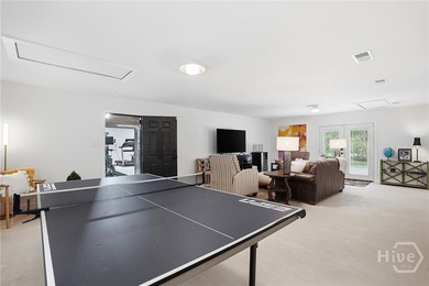 This house is a designer's dream. Flooded with sunlight, floor - photo 33