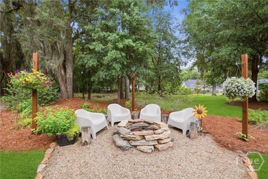 This house is a designer's dream. Flooded with sunlight, floor - photo 41