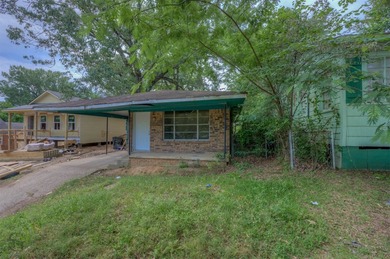 GREAT investment property to add to your rental portfolio. Home - photo 2