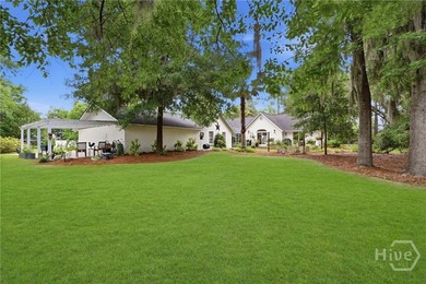 This house is a designer's dream. Flooded with sunlight, floor - photo 44