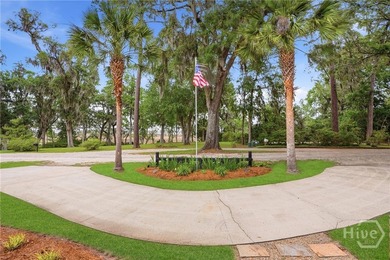 This house is a designer's dream. Flooded with sunlight, floor - photo 45