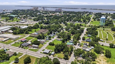Cleared land in downtown Biloxi. City Lot ready to be built in - photo 7