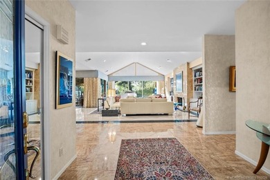 A truly exceptional offering within a secure gated enclave - photo 4